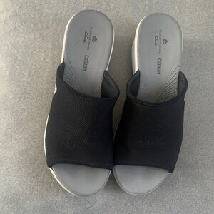 Clarks Cloudsteppers Slip Women's Open-Toe